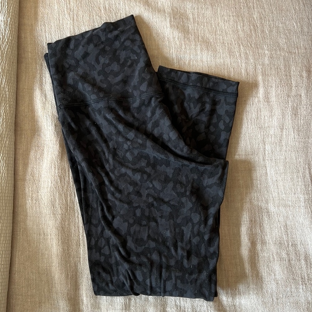 LULULEMON HR Align Crop 21”